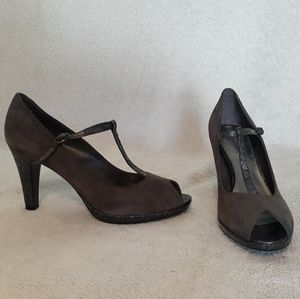 Bandolino Suede Peep Toe Mary Jane Heels- Sz 10